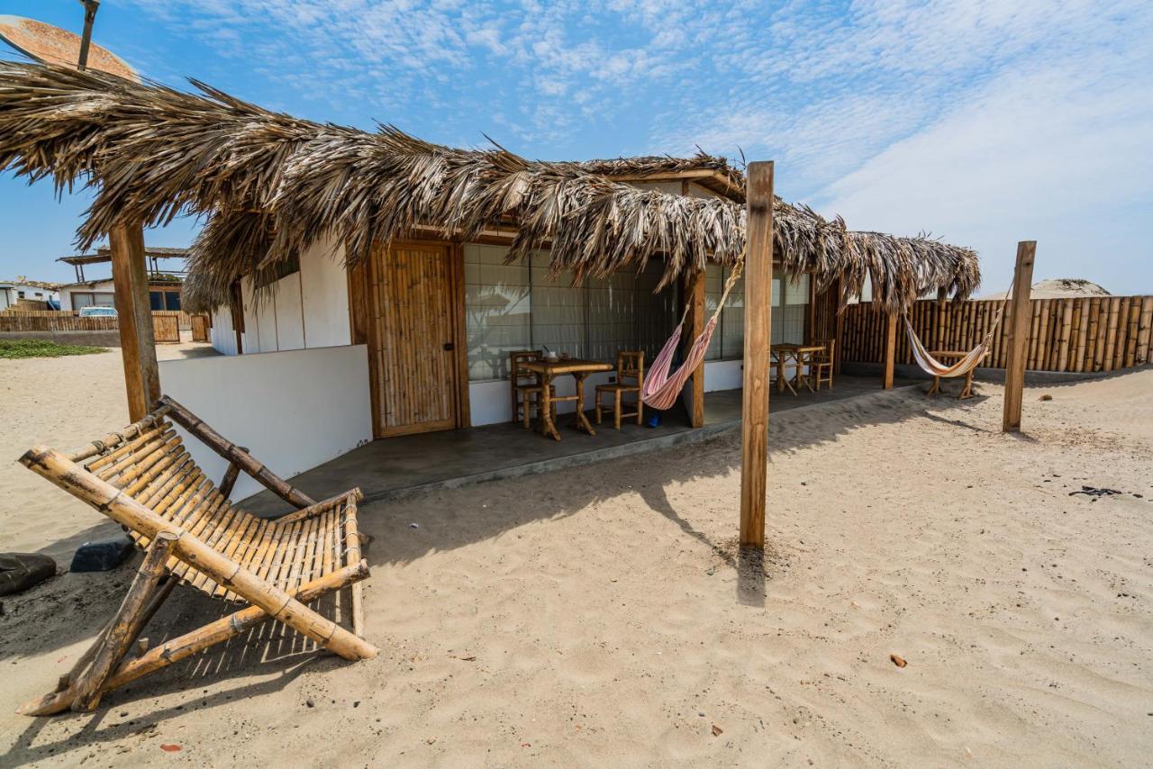 Vistazul Hotel Vichayito Buitenkant foto