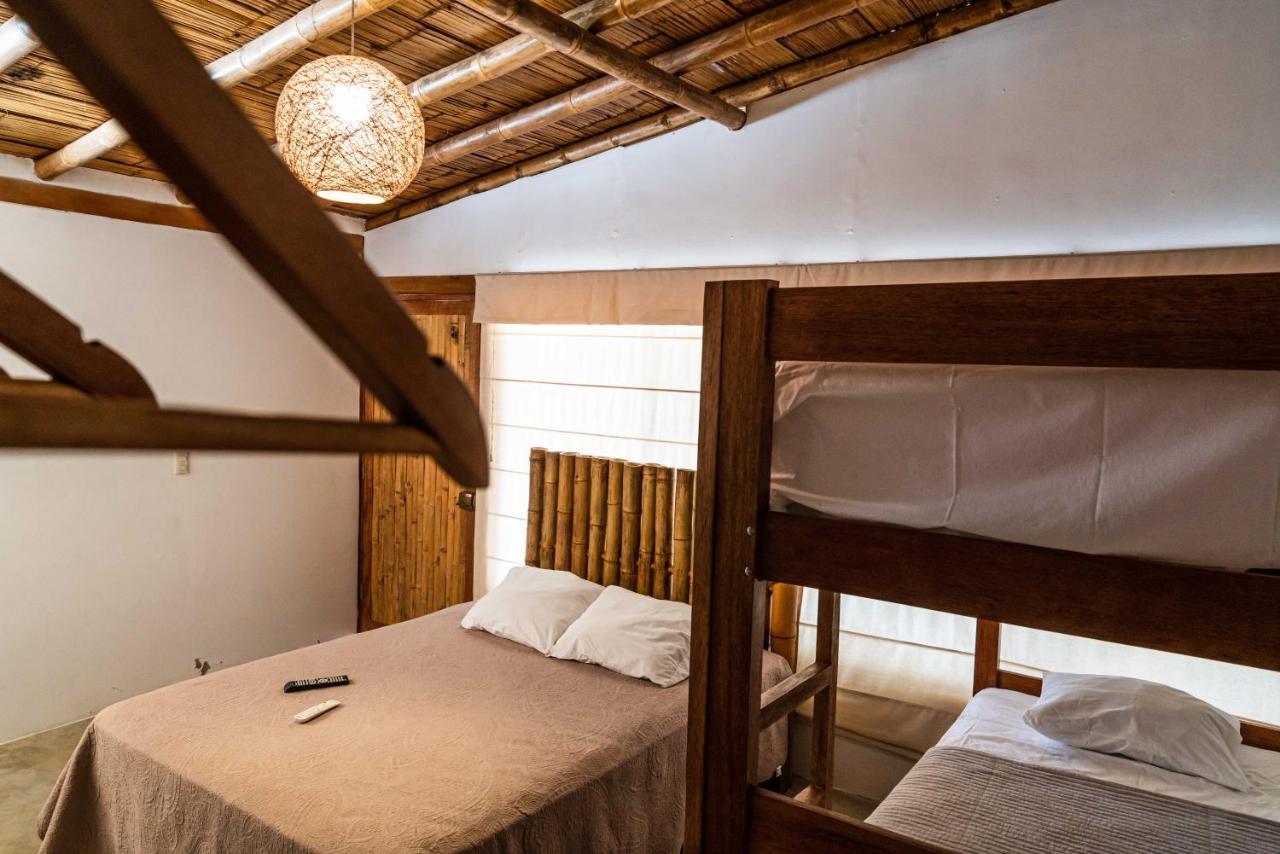 Vistazul Hotel Vichayito Buitenkant foto