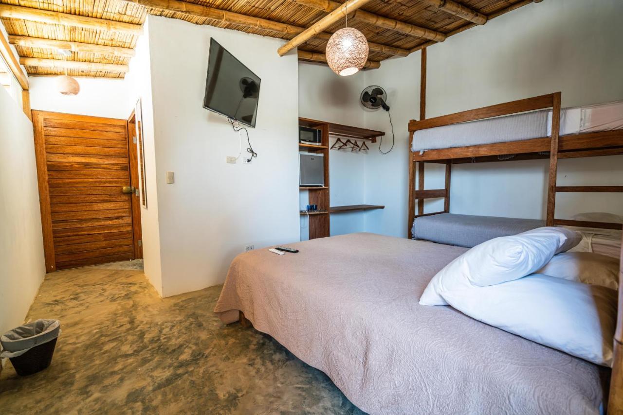Vistazul Hotel Vichayito Buitenkant foto