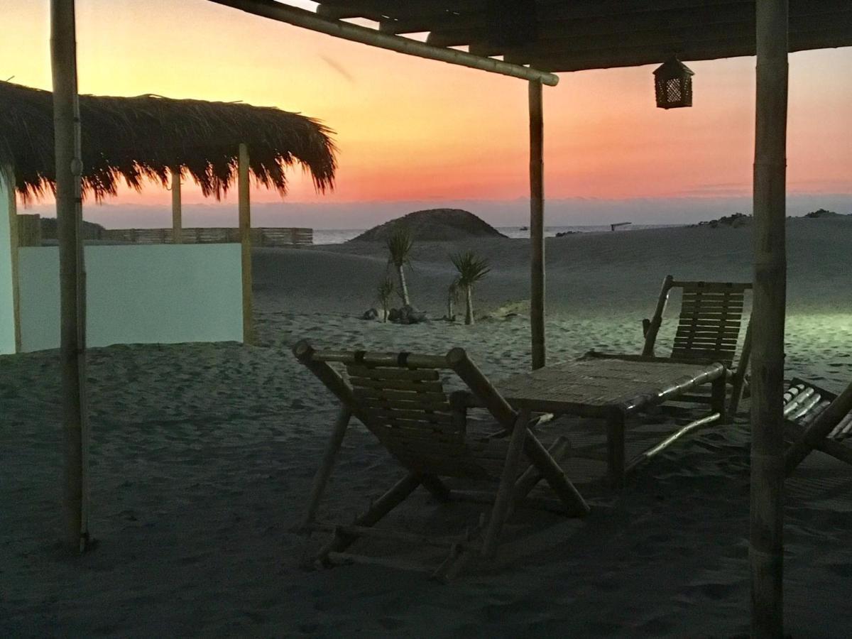 Vistazul Hotel Vichayito Buitenkant foto