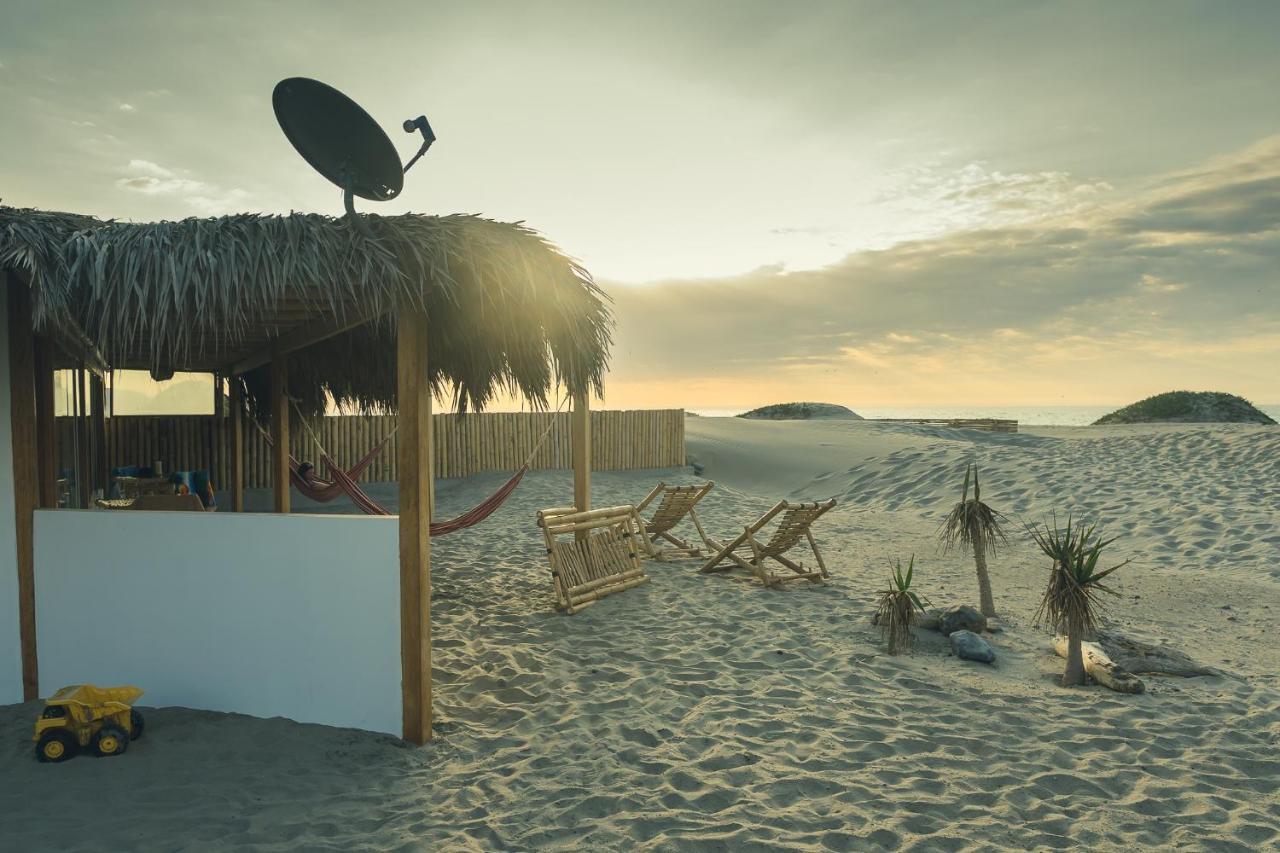 Vistazul Hotel Vichayito Buitenkant foto